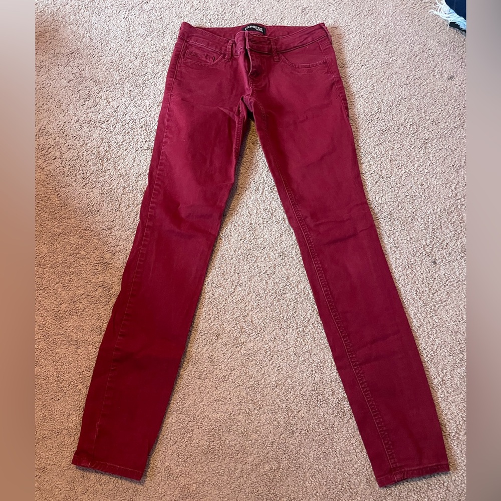Red express pants!